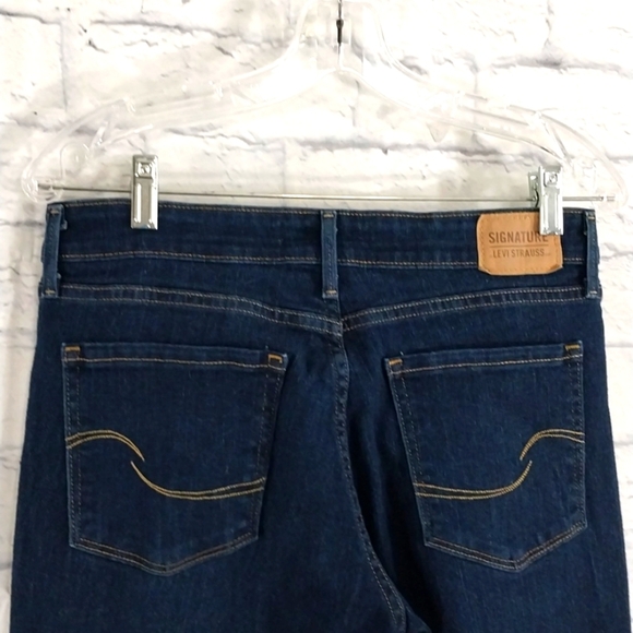 Levi's Jeans Signature Mid Rise Boot Cut Sz 8M - Picture 4 of 7